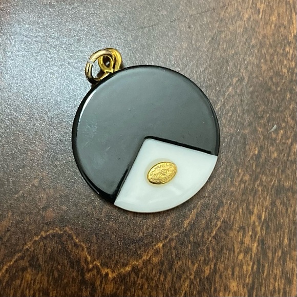 CHANEL Charm with 18k Gold Necklace Zipper Pull Black White Gold 1” - Picture 3 of 7